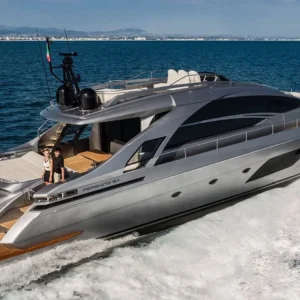 Pershing 8X